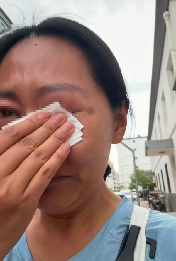 端盛康优配 甘肃女子称扶老人反被诬陷，维权近3月等到道歉，“对方又报警称泄露隐私”，社区回应