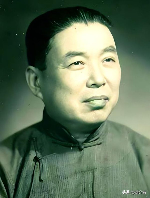 牛牛策略 上海市原副市长——盛丕华